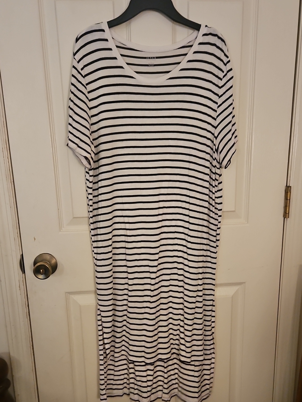 a.n.a Black and White Striped Short-Sleeve Maxi Dress